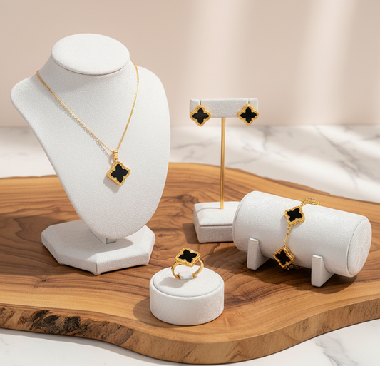 18K Gold & Onyx Clover Jewelry Set